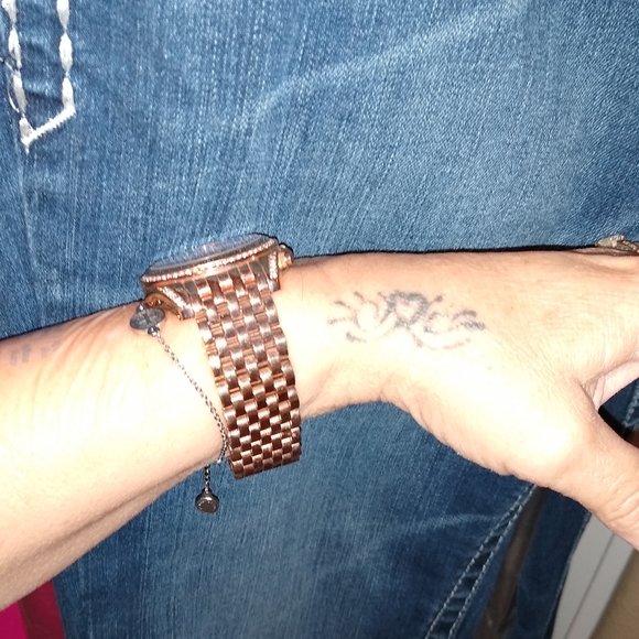 Authentic Michael Kors Chronagraph - Picture 8 of 9